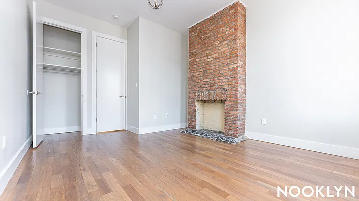 Rented by Nooklyn NYC LLC | media 30