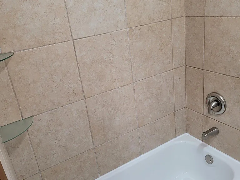 4712 Western Ave — Photo 14
