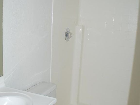 4th image of 58780 Barron Dr APT D