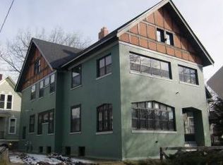 332 Charles Ave SE, Grand Rapids, MI 49503