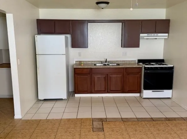 Agua Caliente Apartments