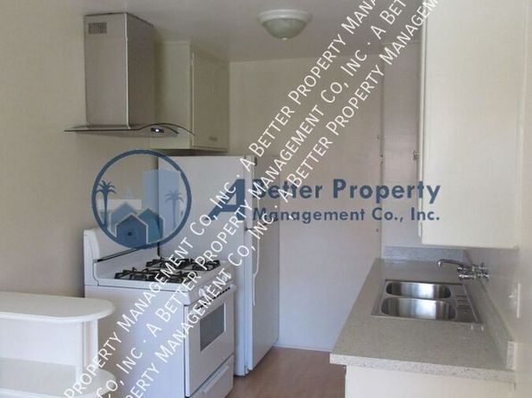 1739 E 1st St APT 6