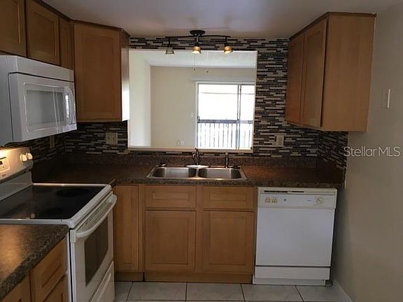 5th image of 6320 Newtown Cir #20B3