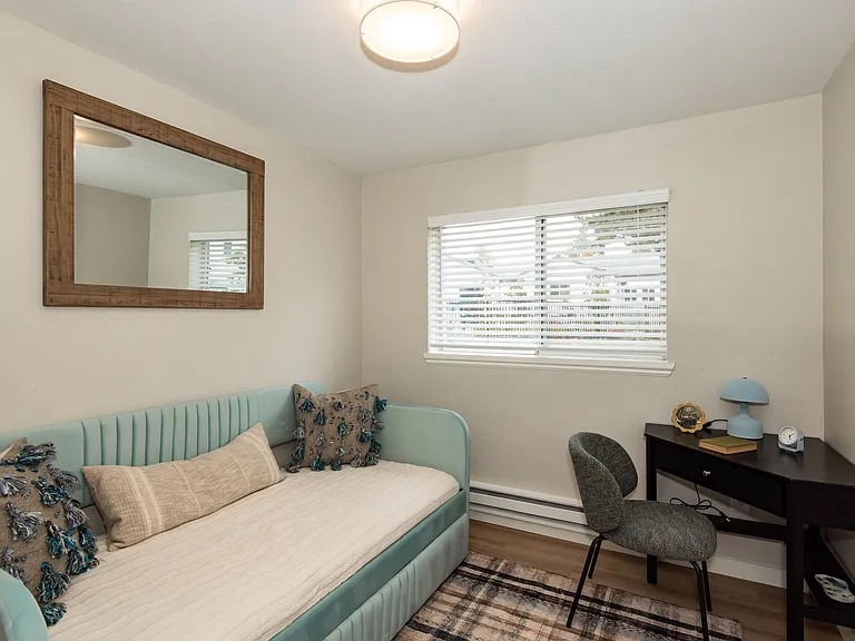 Lumina Apartments — Photo 33