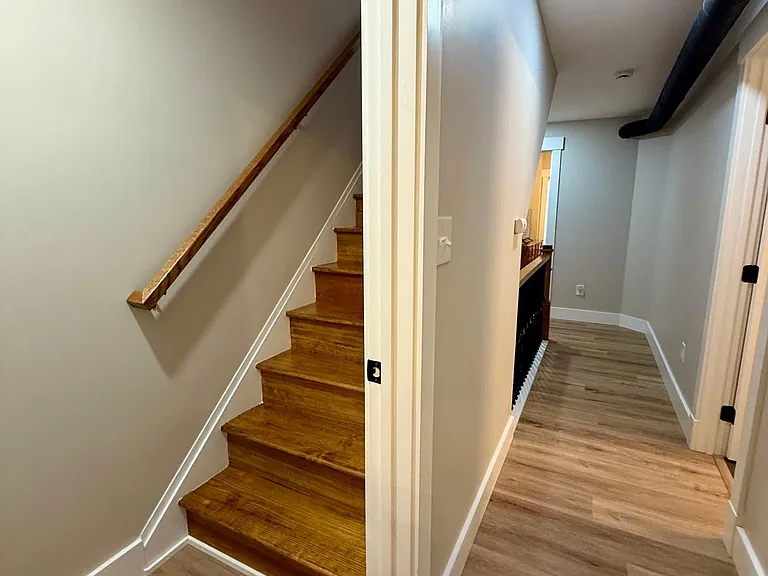 521 Locust St — Photo 16