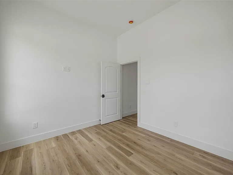 7900 Bowen St #A — Photo 16