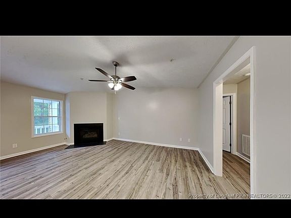 4th image of 225 Waterdown Dr APT 11
