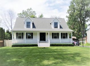 11214 3rd Ave, Pleasant Prairie, WI 53158