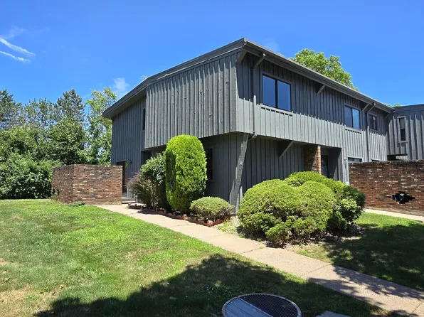 38 Webster Court #38, Newington, CT 06111