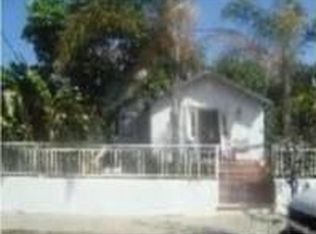 558 W 2nd St, San Pedro, CA 90731