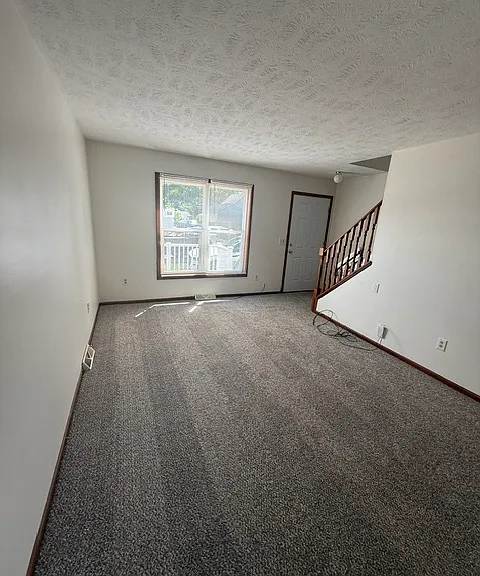 520 W Smith Rd #B — Photo 4