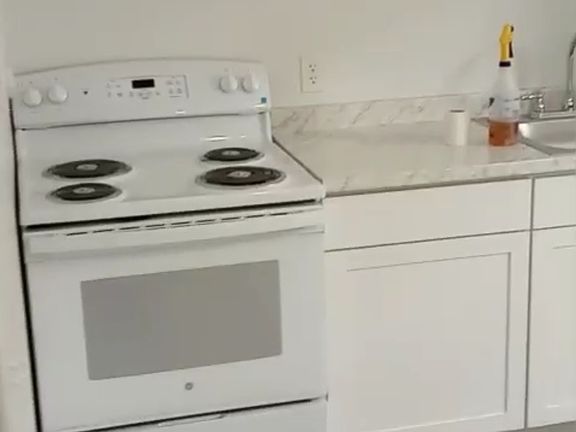 5th image of 322 Main St #1A