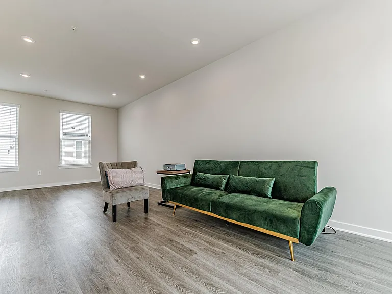 2503 Emerald Branch Dr — Photo 30