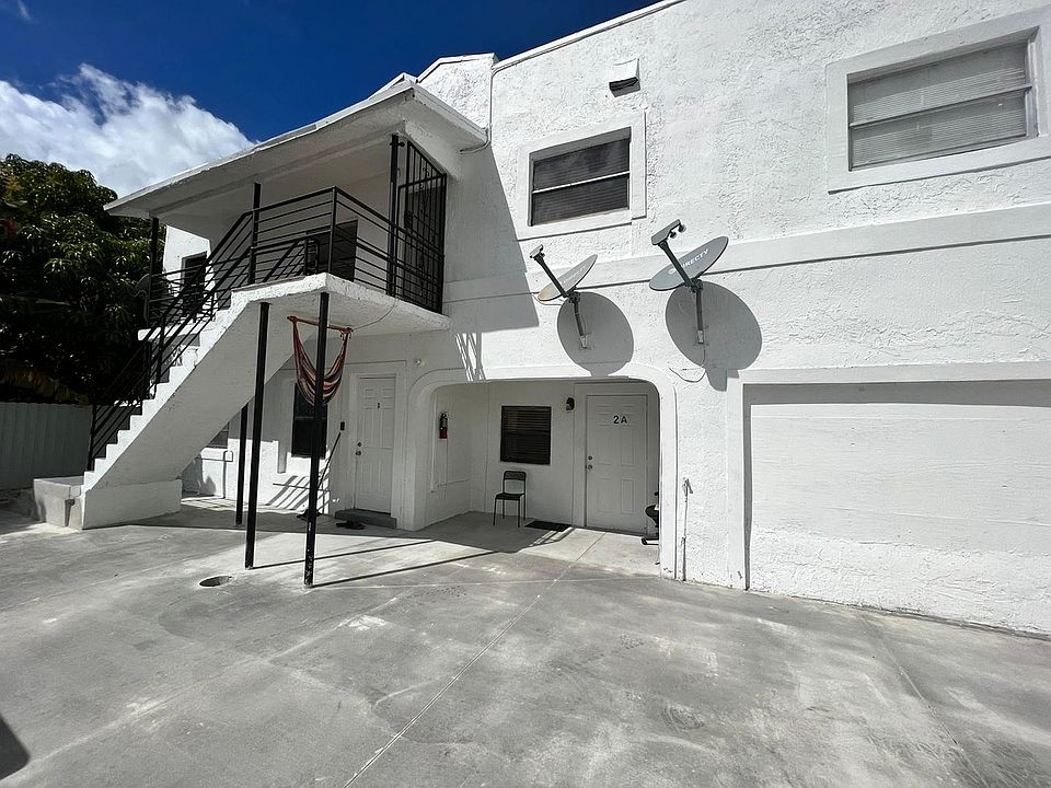 2nd image of 177 NE 50th St #169-4