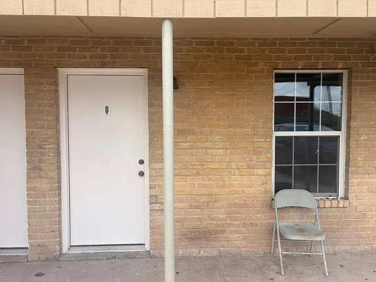 4018 San Agustin Ave #D — Photo 3