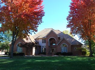 1108 N Oxfordshire Ln, Edwardsville, IL