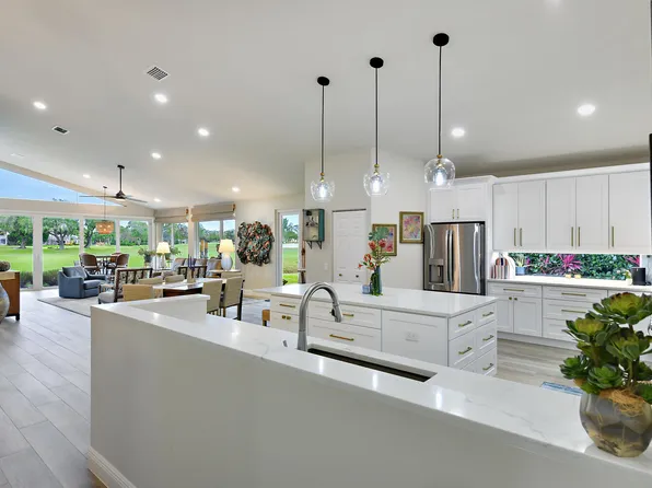 13054 Touchstone Place, Palm Beach Gardens, FL 33418