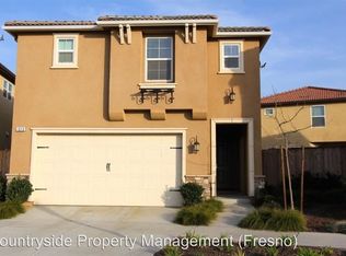 1513 N Sanders Ave, Clovis, CA 93619