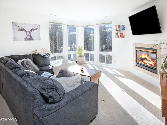 2nd image of 971 W Beaver Creek Blvd Suite C4