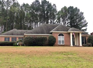 220 Poplar Grove Dr, Wetumpka, AL 36093