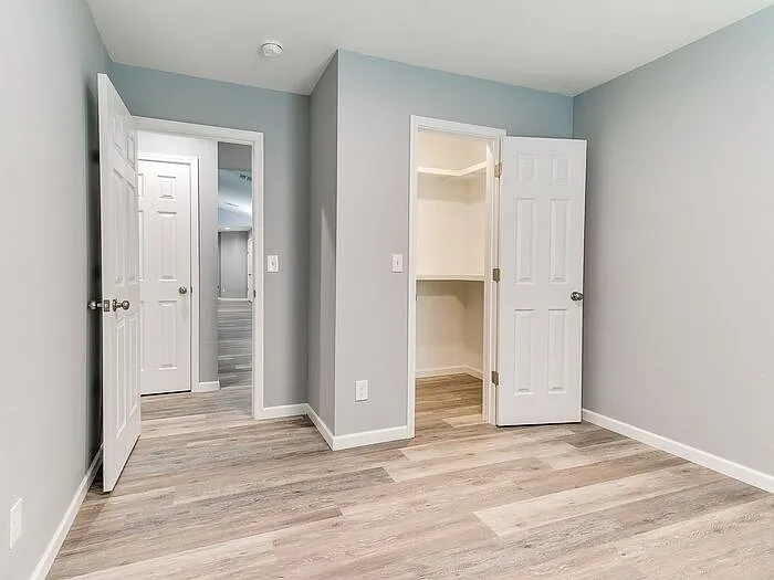 2515 Leeds Ln — Photo 21