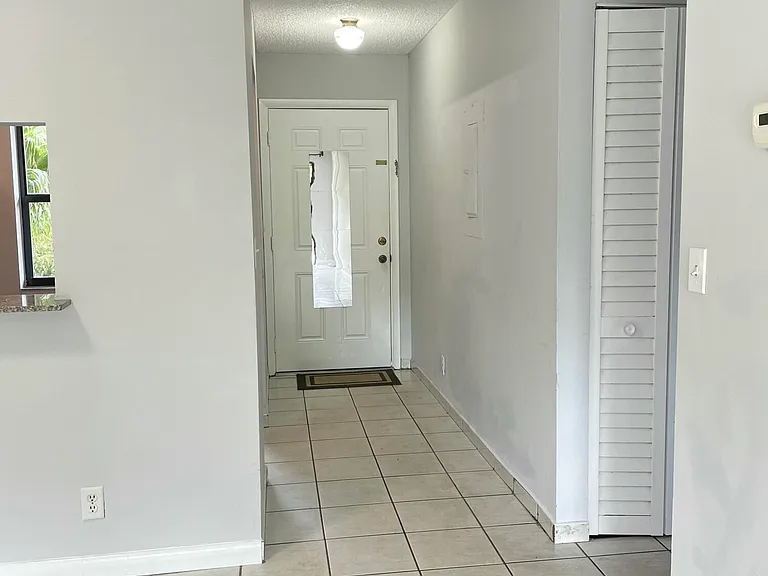 16344 Country Lake Cir — Photo 7