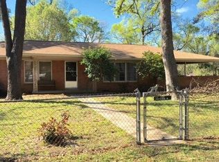 1310 Peterson Rd, Kilgore, TX 75662