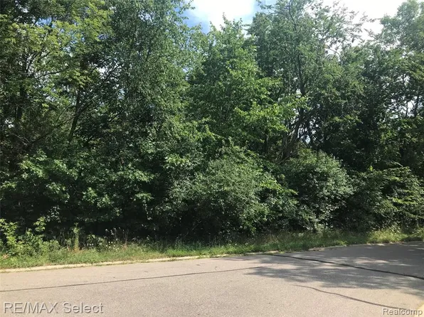 0 W Cimarron Trl, Flint, MI 48532