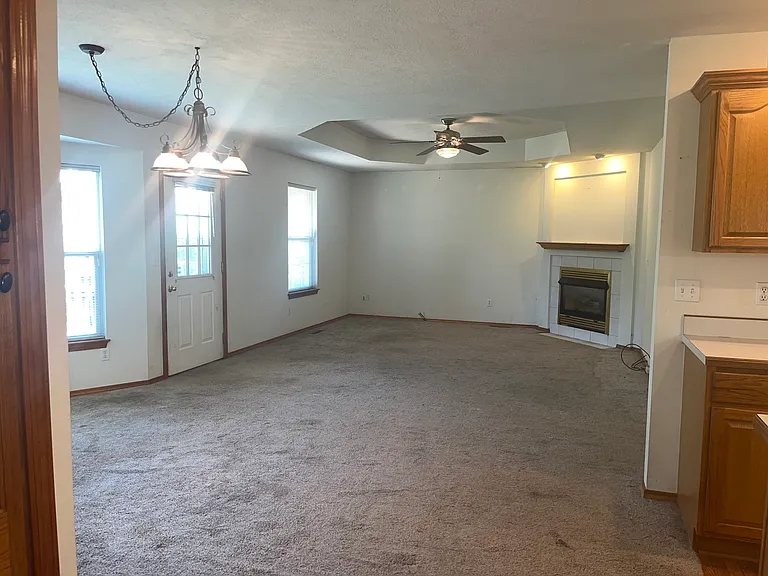 3350 E Berkeley St — Photo 8