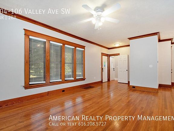 5th image of 104 Valley Ave SW #106