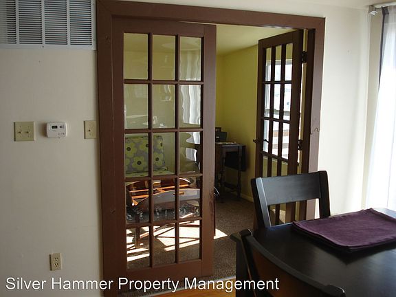 4th image of 8245A Lake Shore Dr