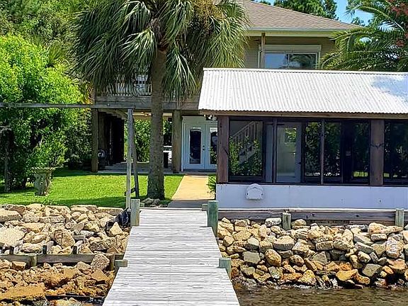 3rd image of 3624 Ebb Tide Ln