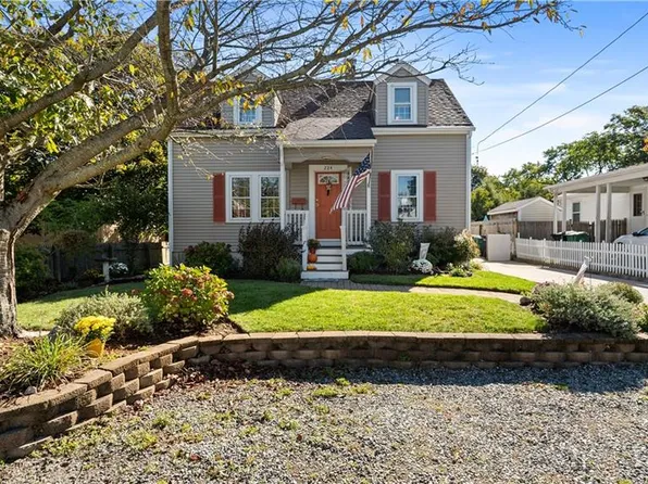 224 Palace Ave, Warwick, RI 02886