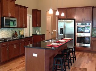 1323 Shadow Creek Curv, Eagan, MN 55123