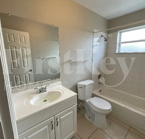 3333 NW 32nd Ct — Photo 12