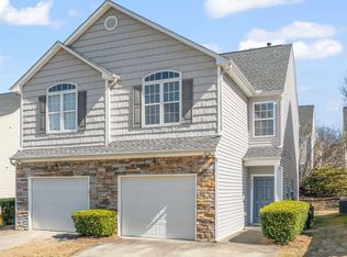 2200 Thornblade Dr, Raleigh, NC 27604