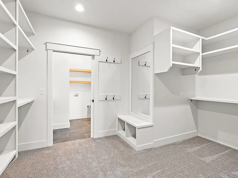 2490 W Iron Coop St #1 — Photo 9