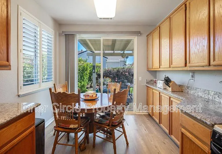 310 Upton Pyne Dr — Photo 12