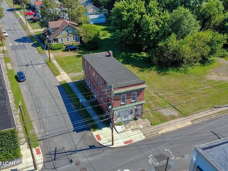 135 Shoemaker St #2 — Photo 9