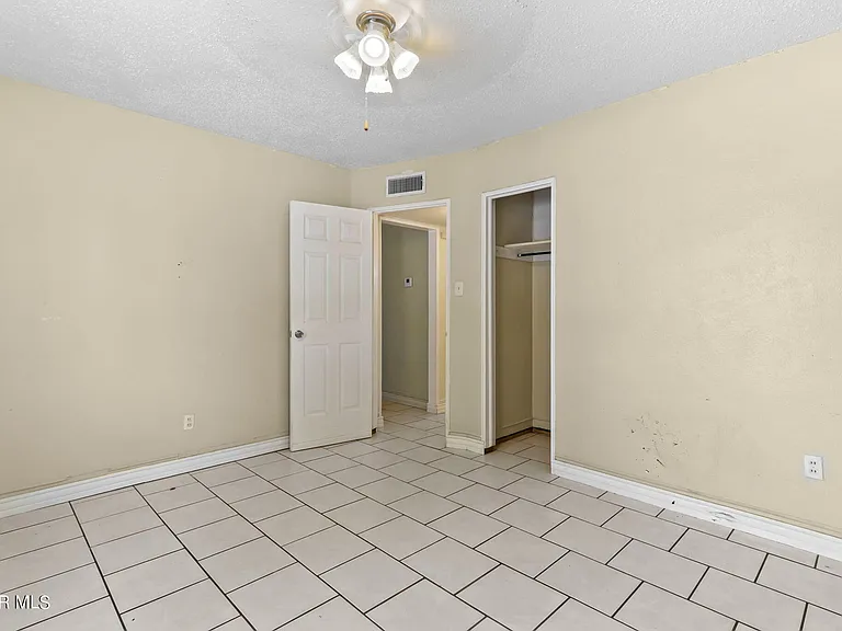 7707 Parral Dr — Photo 10