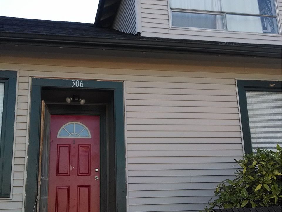 1st image of 306 2nd St NE APT 1