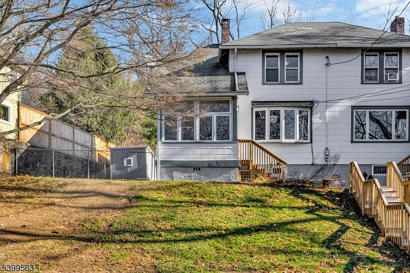 Building Photo - 16 Tisco Ave
