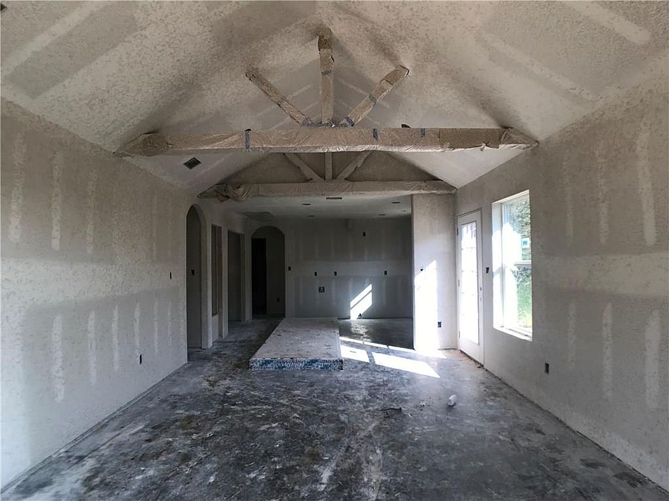1st image of 3624 Arrowhead Cir
