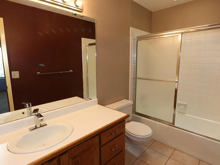 10729 S Maple Hill Cir — Photo 11