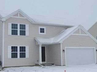 8145 Moonlight Creek Ln, Fowlerville, MI 48836