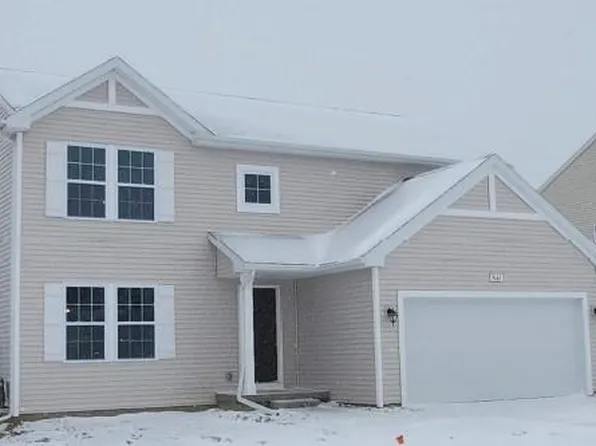 8145 Moonlight Creek Ln, Fowlerville, MI 48836