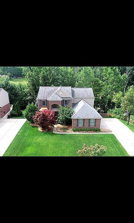 1st image of 1876 Covington Woods Ln