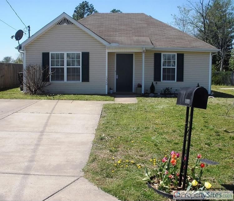 1st image of 1220 Karleigh Ct