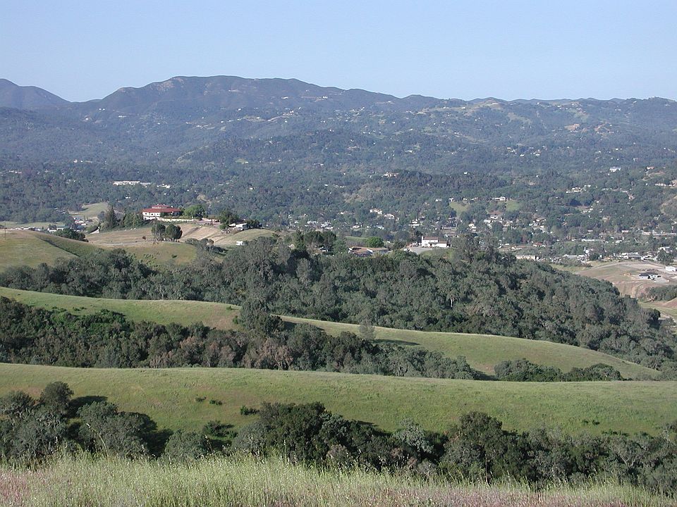 1st image of 3390 Leroy Lane