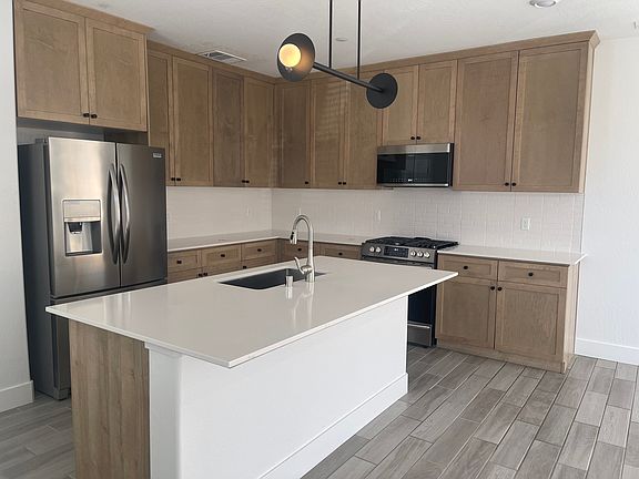 3rd image of 2722 E Tamarind Dr #2722